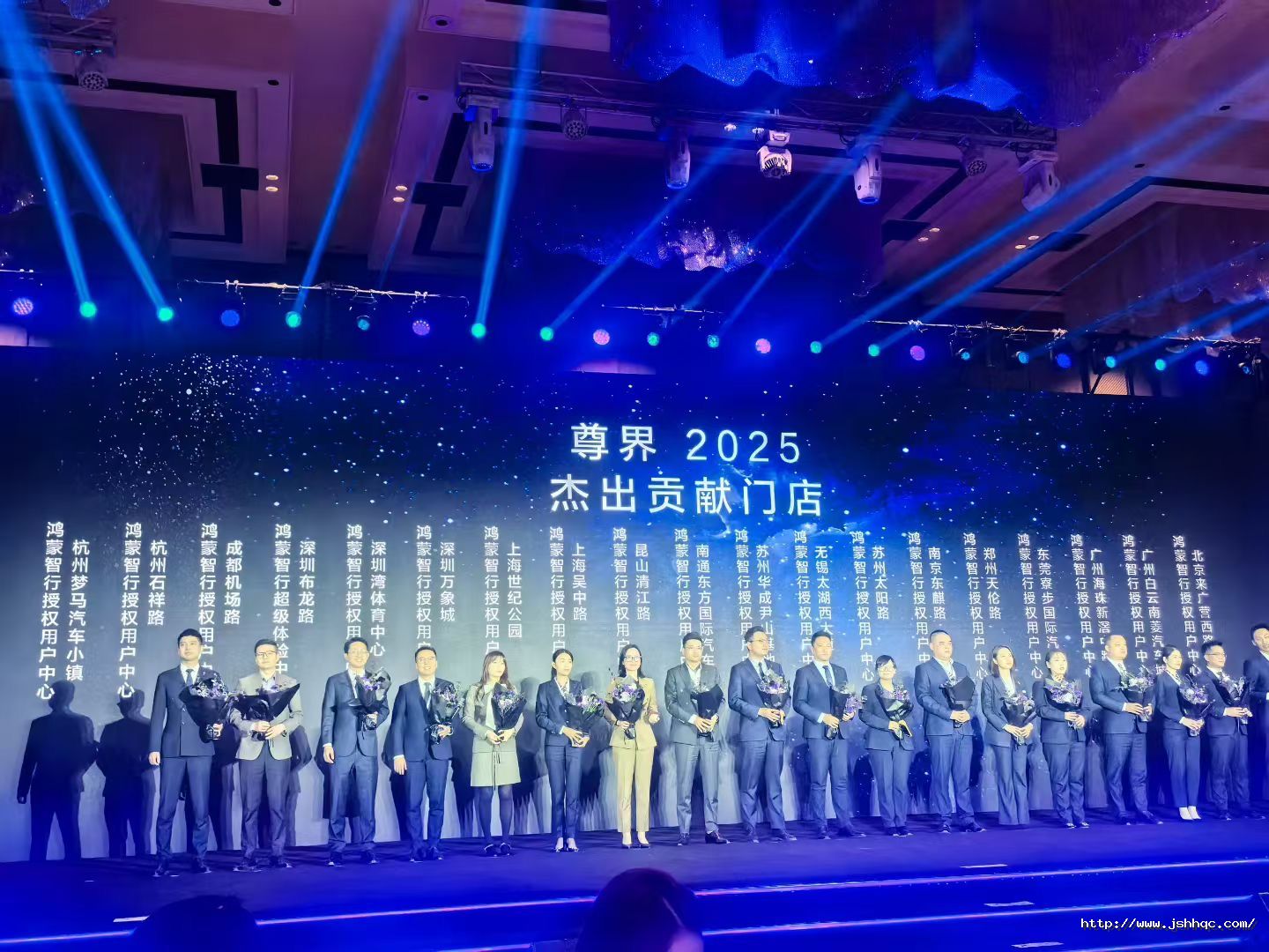 17661341137900721qfR.jpg 1148344119.jpg